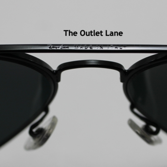 Model Display Ray-Ban Aviator Black Classic RB3025 - Picture 10 of 16